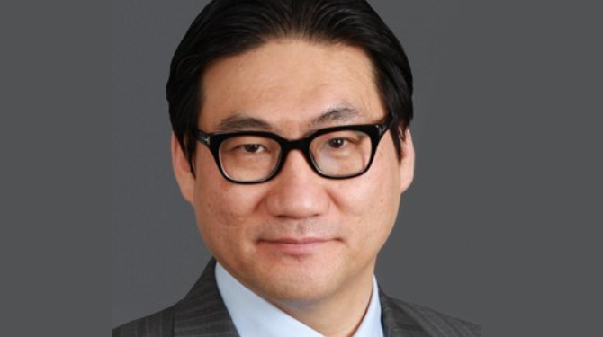 Portrait of Kwon Lee