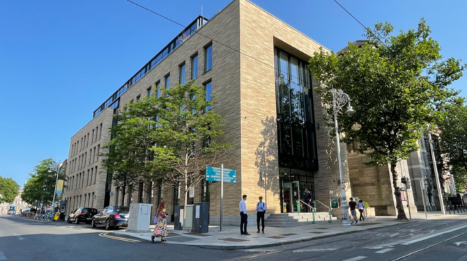 Photograph of DLA Piper's new office at 40 Molesworth Street, Dublin