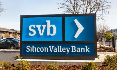 Jan 31, 2020 Santa Clara / CA / USA - Silicon Valley Bank logo at their headquarters and branch; Silicon Valley Bank, a subsidiary of SVB Financial Group, is a U.S.-based high-tech commercial bank