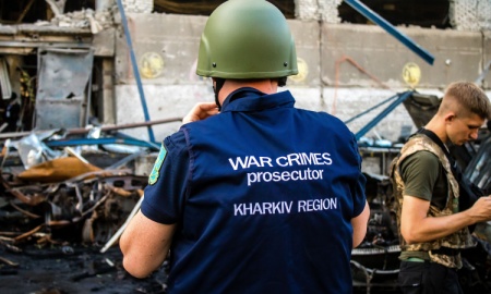 War crimes prosecutors and police are at the scene of an airstrike on 30 June by a Russian FAB 500 guided aerial bomb on the Nova Poshta terminal in Kharkiv.