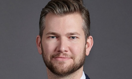 Simmons & Simmons launches AI law internship programme