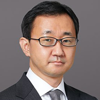 Tsuyoshi Suzuki