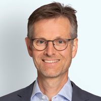 Eivind J. Vesterkjær