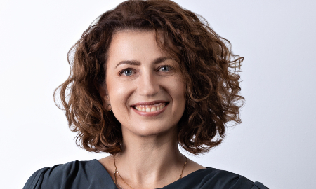 Headshot of Anna Dąbrowska